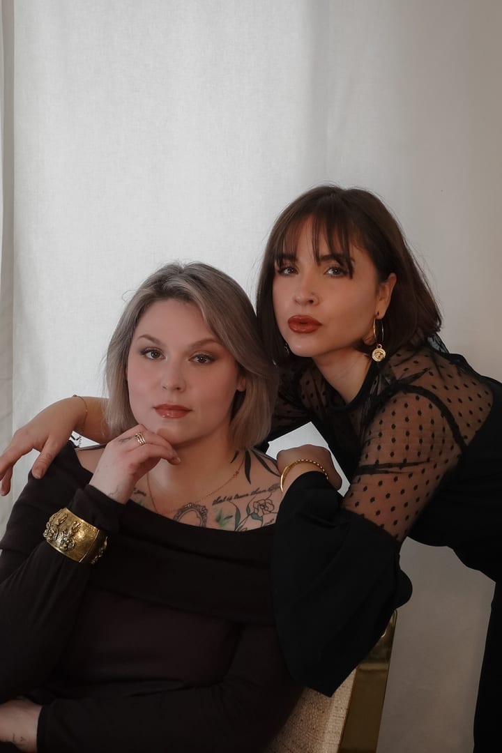 Oxley AI founders Caitlin and Natalie